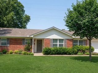 5366 S Hudson Pl, Tulsa, OK 74135