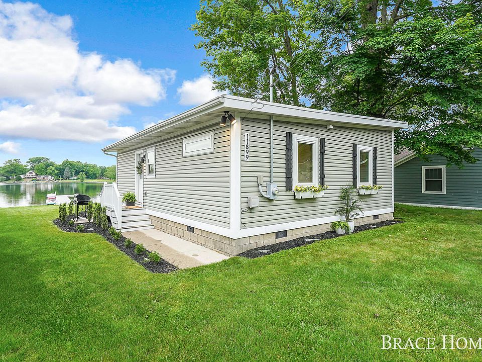 1st image of 11899 Stauffer Dr NE