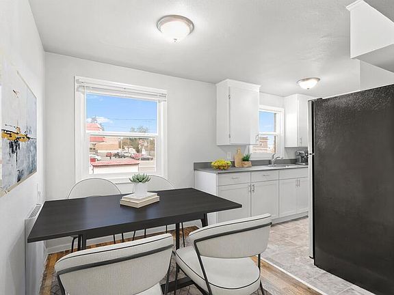 4th image of 3809 S Thompson Ave #Avenue7-7