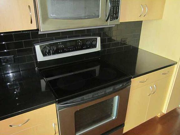 5th image of 860 Peachtree St NE