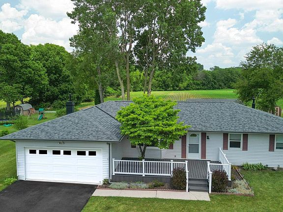 2nd image of 2862 Harmony Dr