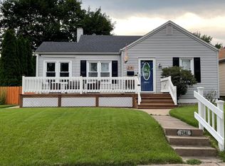 2141 W 18th St, Davenport, IA