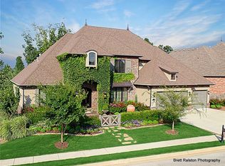 7005 W Balmoral Dr, Rogers, AR 72758