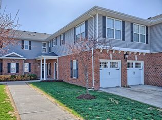 106 Essex Ln UNIT 6, Savoy, IL 61874