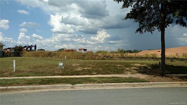 2nd image of 201-202 Twenty Grand Dr