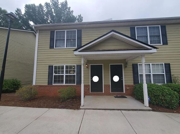 105 Westchester Dr