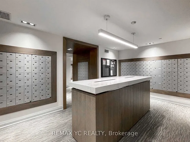 251 Jarvis St #806 — Photo 34