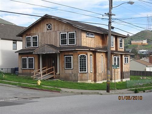 2nd image of 102 Claremont Ave