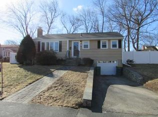 76 Westview Dr, Norwood, MA 02062