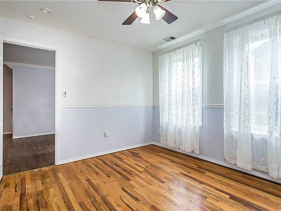 3rd image of 89 Artist Lake Dr