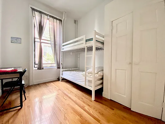 Rented by Corcoran | media 15