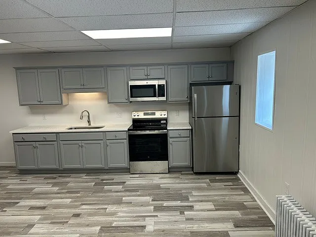 592 Main St #6 — Photo 1