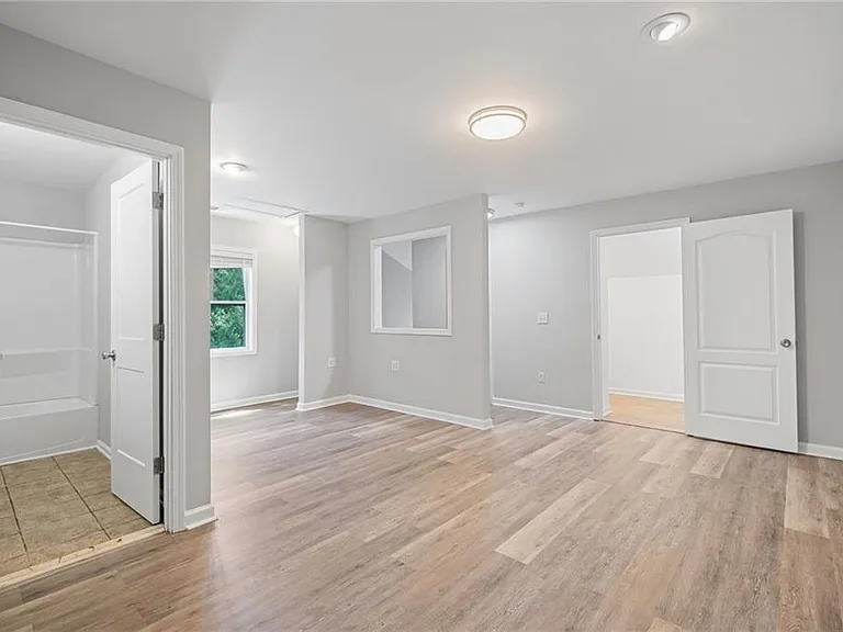 950 Firethorne Pass — Photo 15