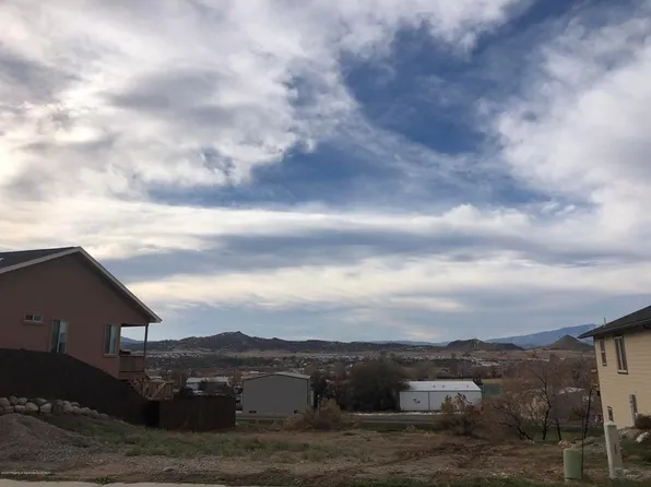 2141 W Sabino Ln, Silt, CO 81652