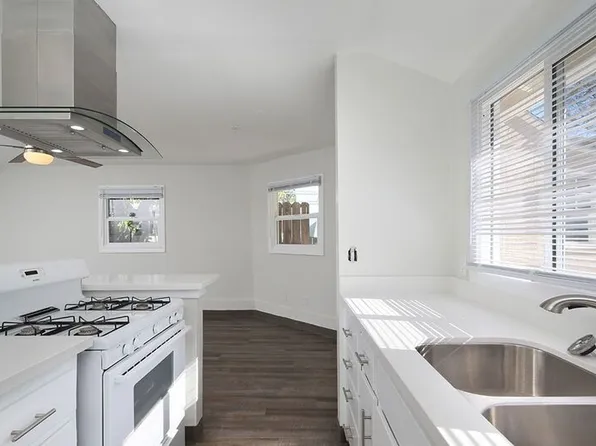 10002 1/2 Pinewood Ave, Tujunga, CA 91042