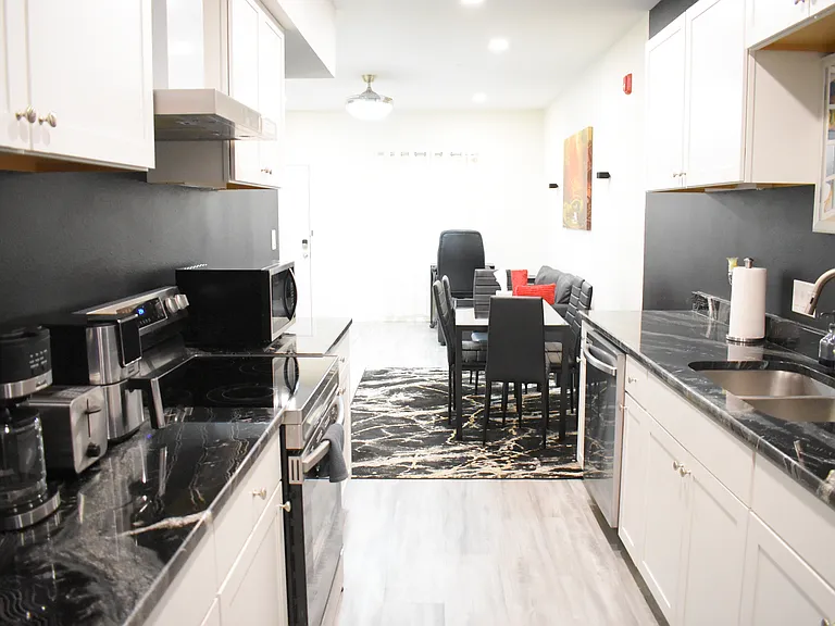 1905 Banita St #102 — Photo 5