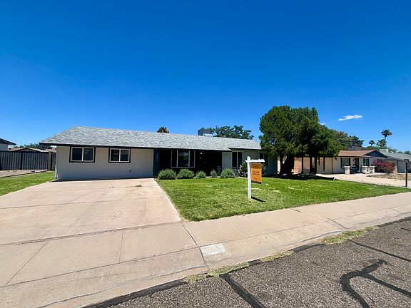 2nd image of 3434 E Poinsettia Dr