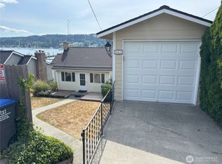 18637 Fjord Drive NE, Poulsbo, WA 98370