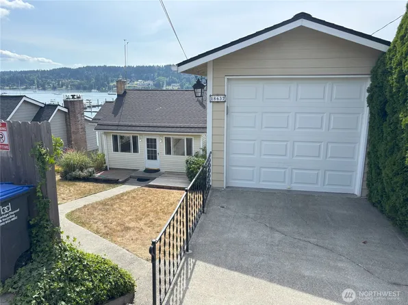 18637 Fjord Drive NE, Poulsbo, WA 98370