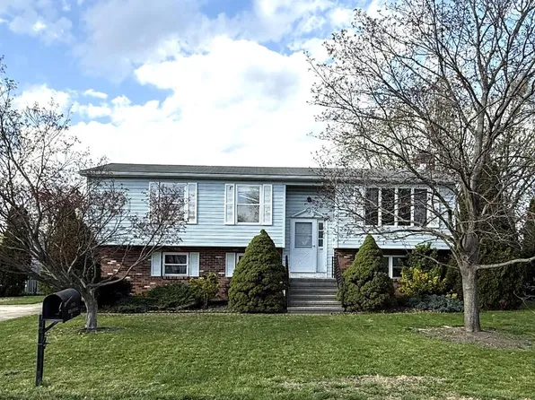 129 Darr Ave, Carlisle, PA 17013