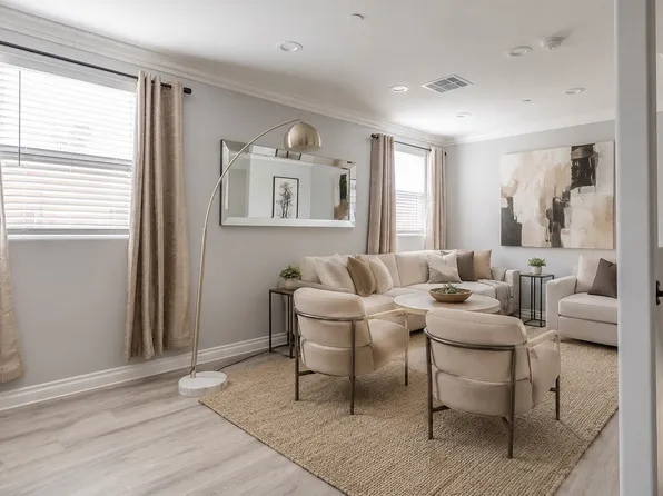 817 N Mariposa Ave, Los Angeles, CA