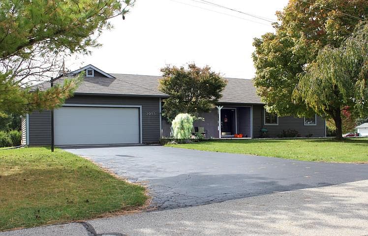 1st image of 2955 Twana Dr