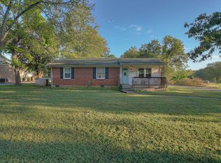 1172 Allen Rd, Murfreesboro, TN 37129