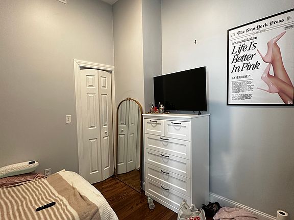 4th image of 109 Endicott St APT 1