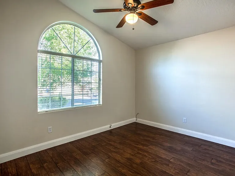 1467 N 1540 W — Photo 12