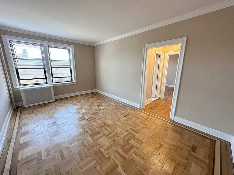 814 Avenue C #403 — Photo 4