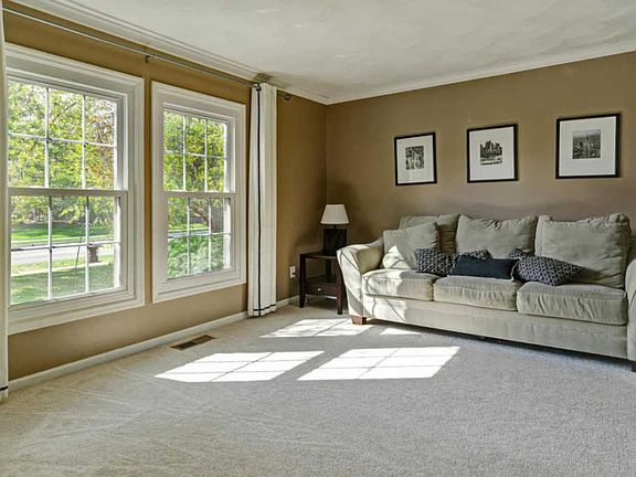 3rd image of 7756 Brandonway Dr