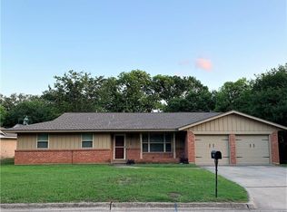 1108 Imperial Dr, Denton, TX 76209