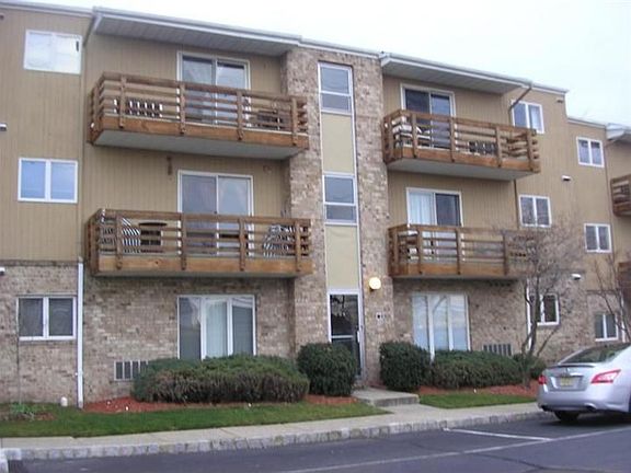 5th image of 680 Union Ave #D-1