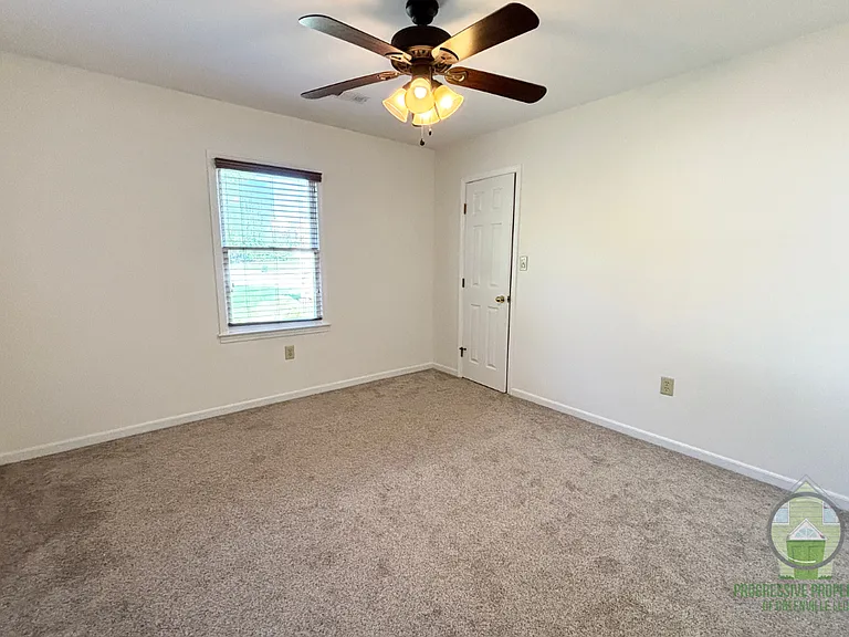 124 Oak Grove Lake Rd — Photo 17