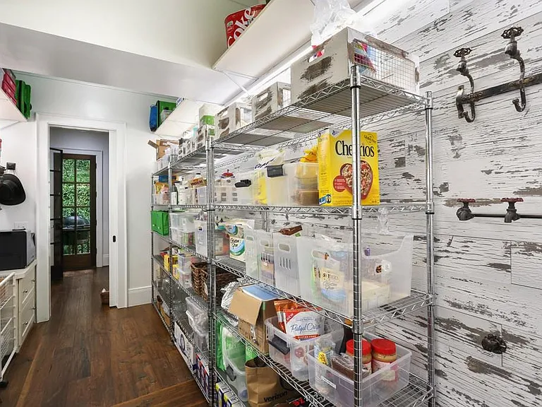 1692 Friar Tuck Rd NE — Photo 21
