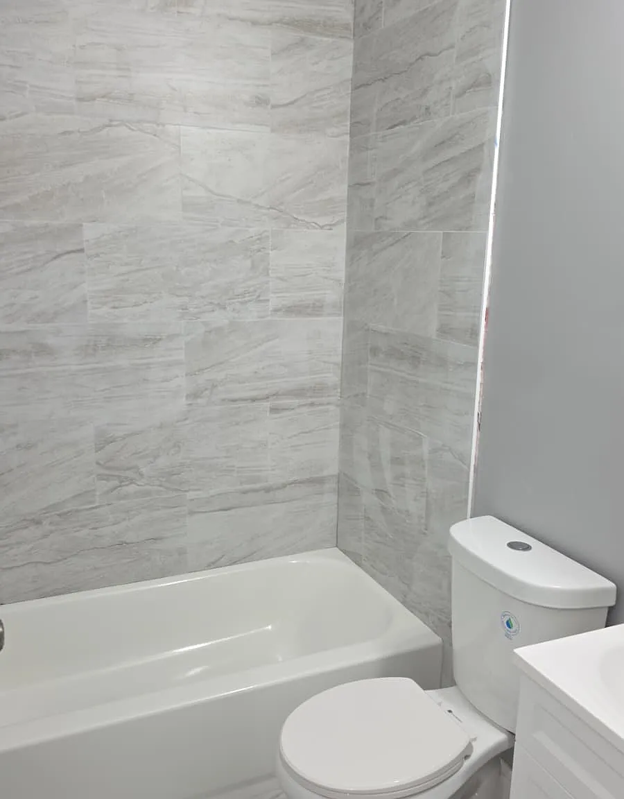 2 bed, 2.5 bath, $2,100 — Photo 2
