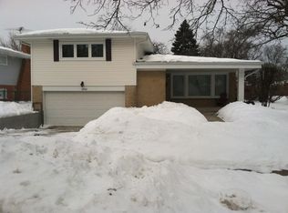 1930 Habberton Ave, Park Ridge, IL 60068