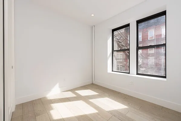 Rented by Bold New York | media 16