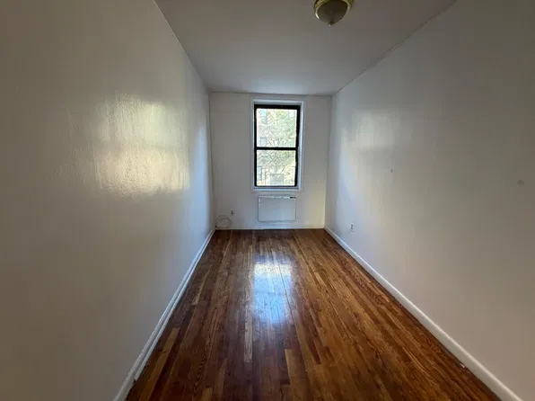 43-18 44th Street #2A, photo 3