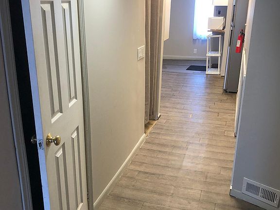 4th image of 3453 N Lowell Ave #4