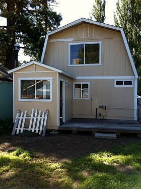 4th image of 1026 Sierra Ave
