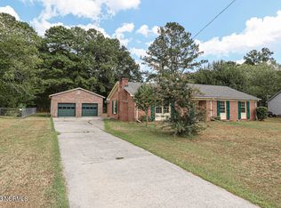 1405 Clubview Dr, Rocky Mount, NC 27804