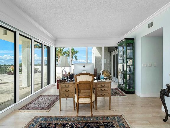 5th image of 2812 SE Dune Drive #1401