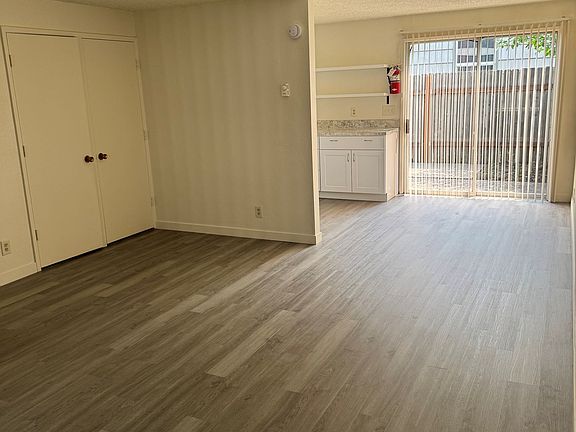 5th image of 1247 W 8th Ave APT 6