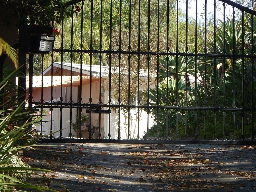 2nd image of 16565 Calneva Dr