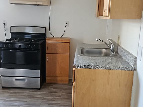 5th image of 612 Saint John St #2