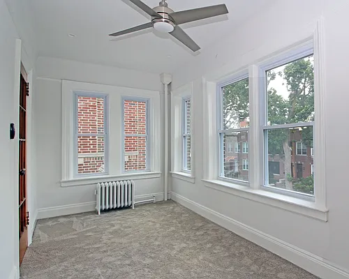 Rented by Oxford Property Group | media 12