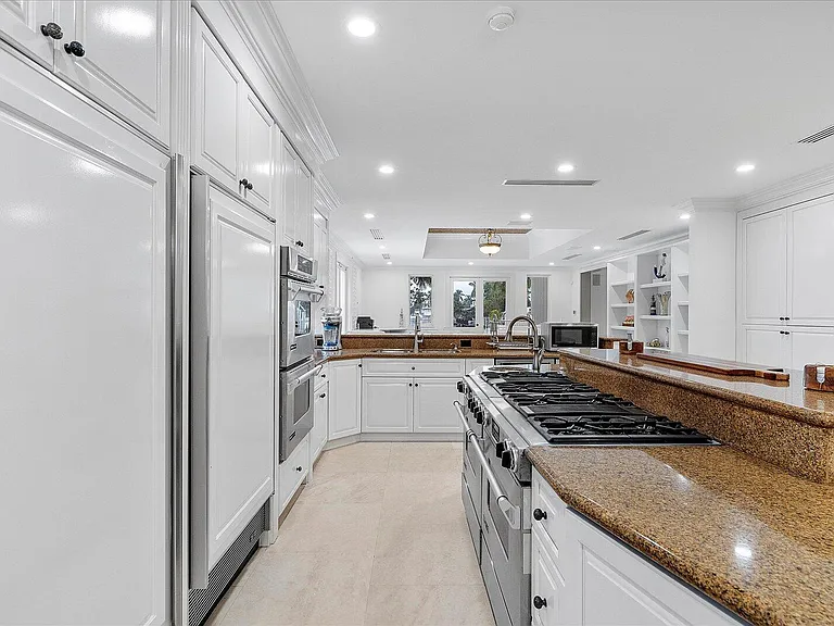 414 Riviera Isle Dr — Photo 24