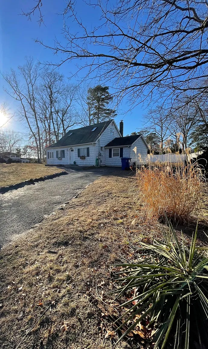 54 Mount Vernon Dr photo 1