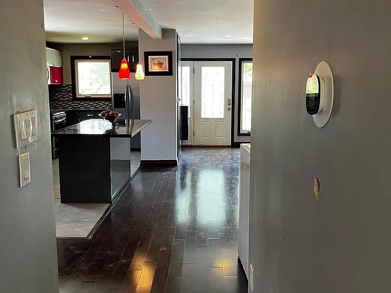 44 Romulus Dr — Photo 24
